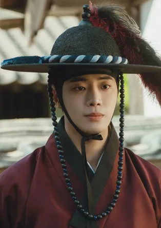 성윤겸 추영우