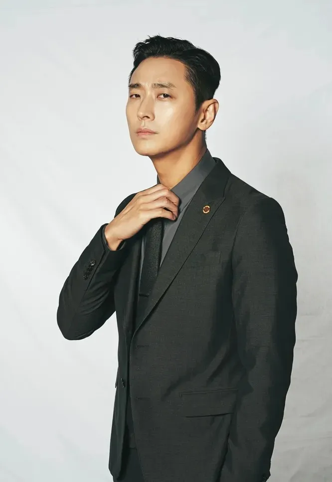 윤희재 주지훈
