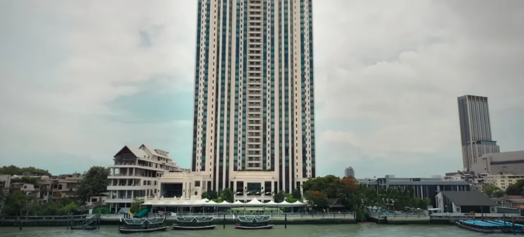 더 페닌슐라 방콕 The Peninsula Bangkok Typhoon Company
