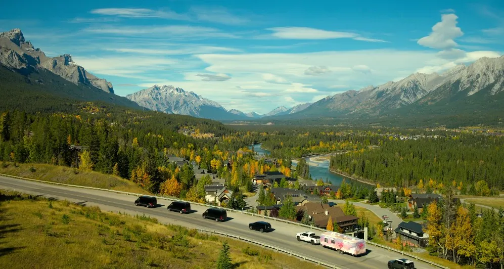 쓰리-시스터즈-파크웨이-Three-Sisters-Pkwy