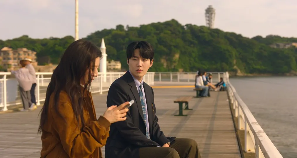 카타세어항-하얀등대