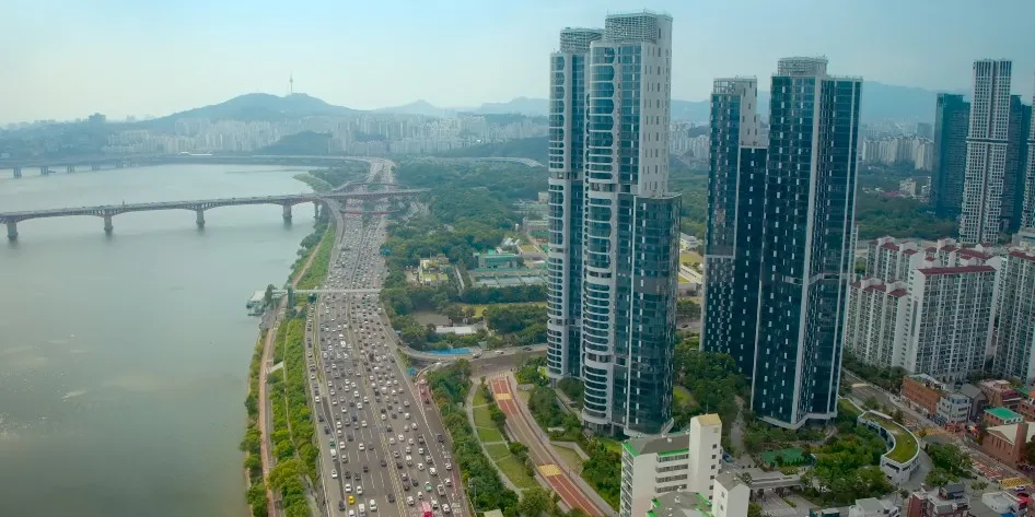 트리마제-Trimage-Seongsu 키스는 괜히 해서