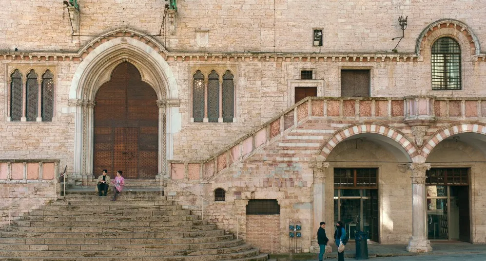 프리오리-궁전-Palazzo-dei-Priori